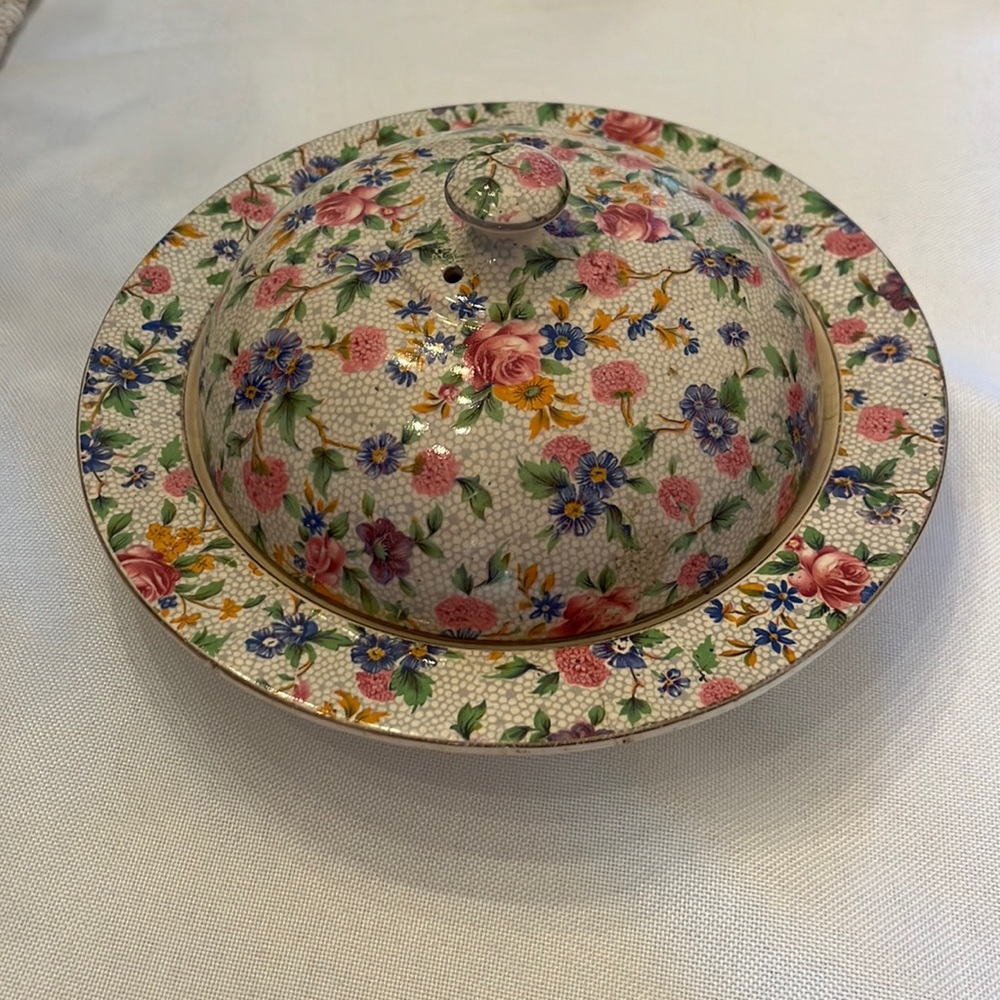ROYAL MINTON OLD COTTAGE CHINTZ MUFFIN DISH & LID